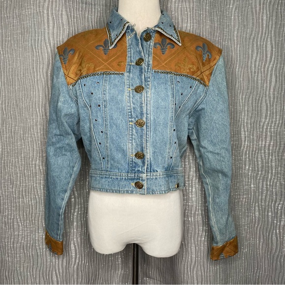 Vintage 80’s Cache’ crop beaded denim tapestry jacket - Picture 2 of 10